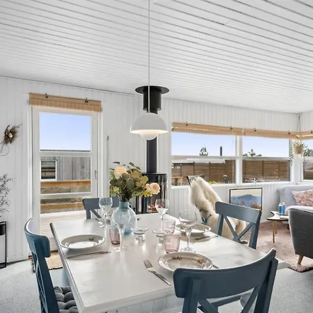 Dom wakacyjny Dagh - 100m From The Sea By Interhome *
