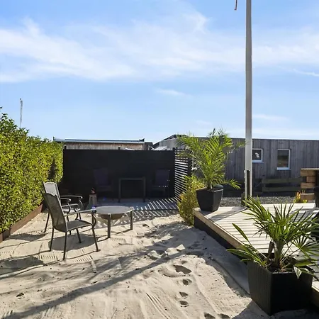 Dagh - 100m From The Sea By Interhome Dom wakacyjny Sjolund