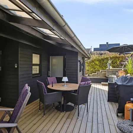 Dagh - 100m From The Sea By Interhome * Sjolund