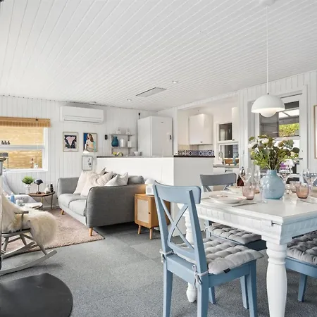 Dom wakacyjny Dagh - 100m From The Sea By Interhome Sjolund